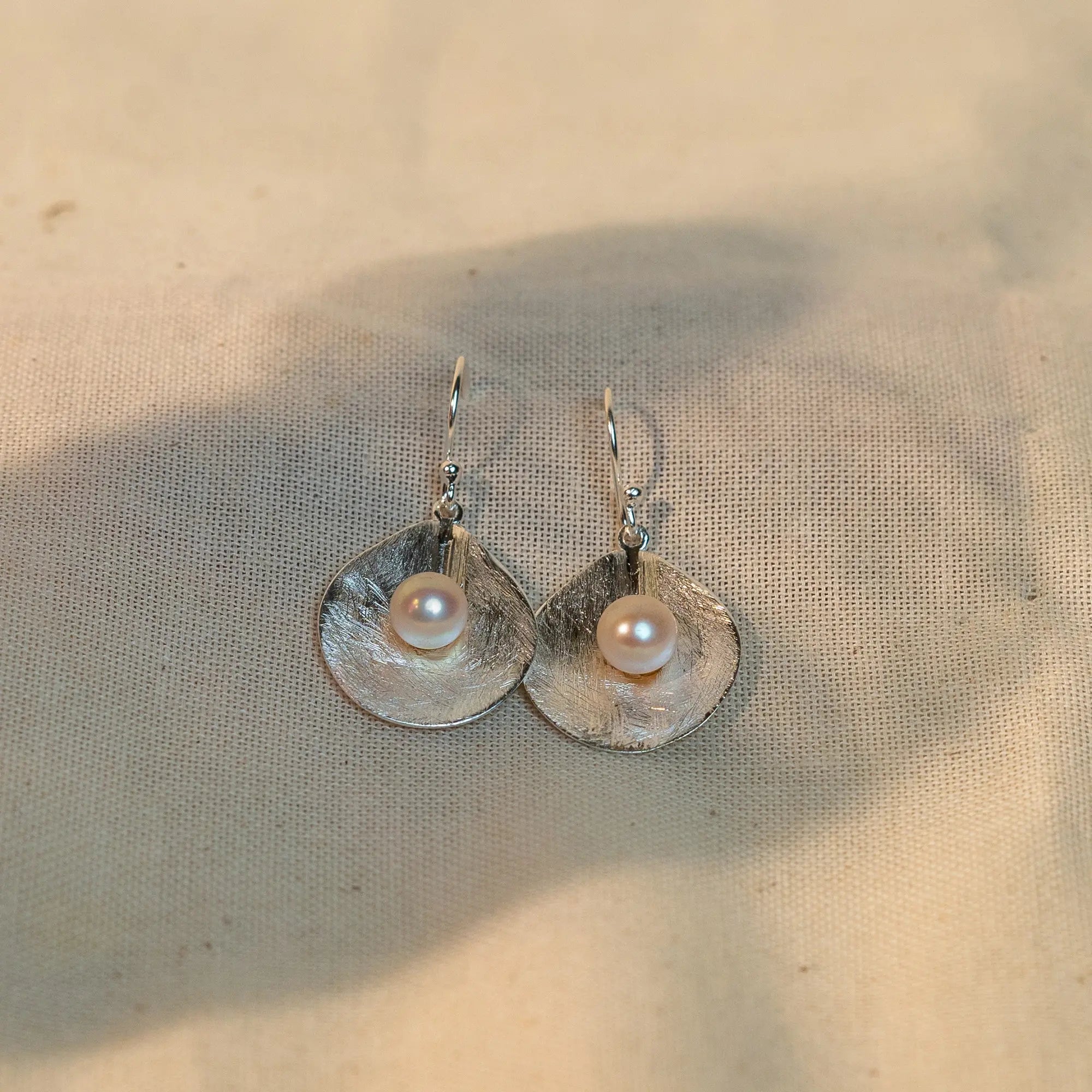 Hanging Pearl Drop Earring | Pearl