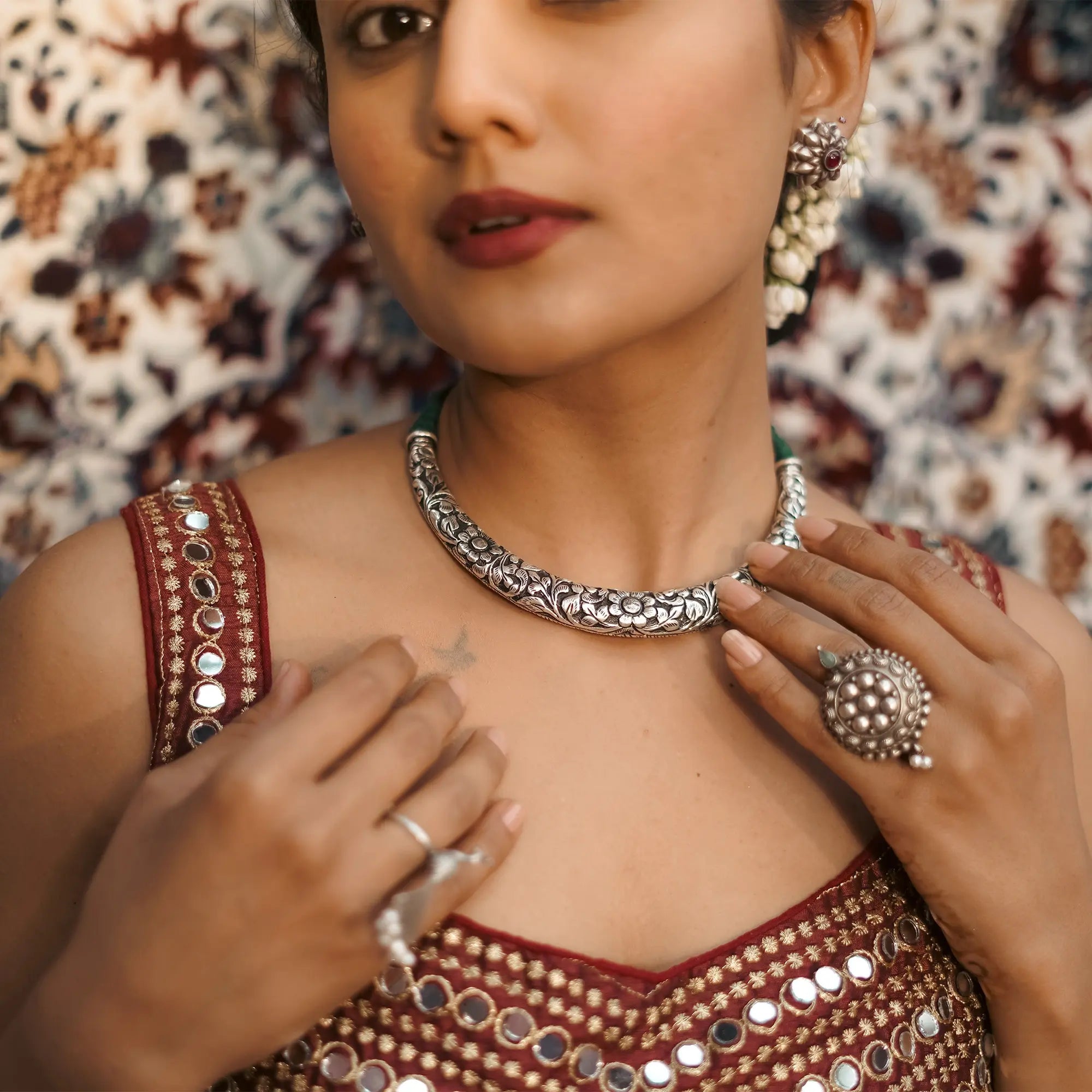 Hand-carved Hasali Necklace