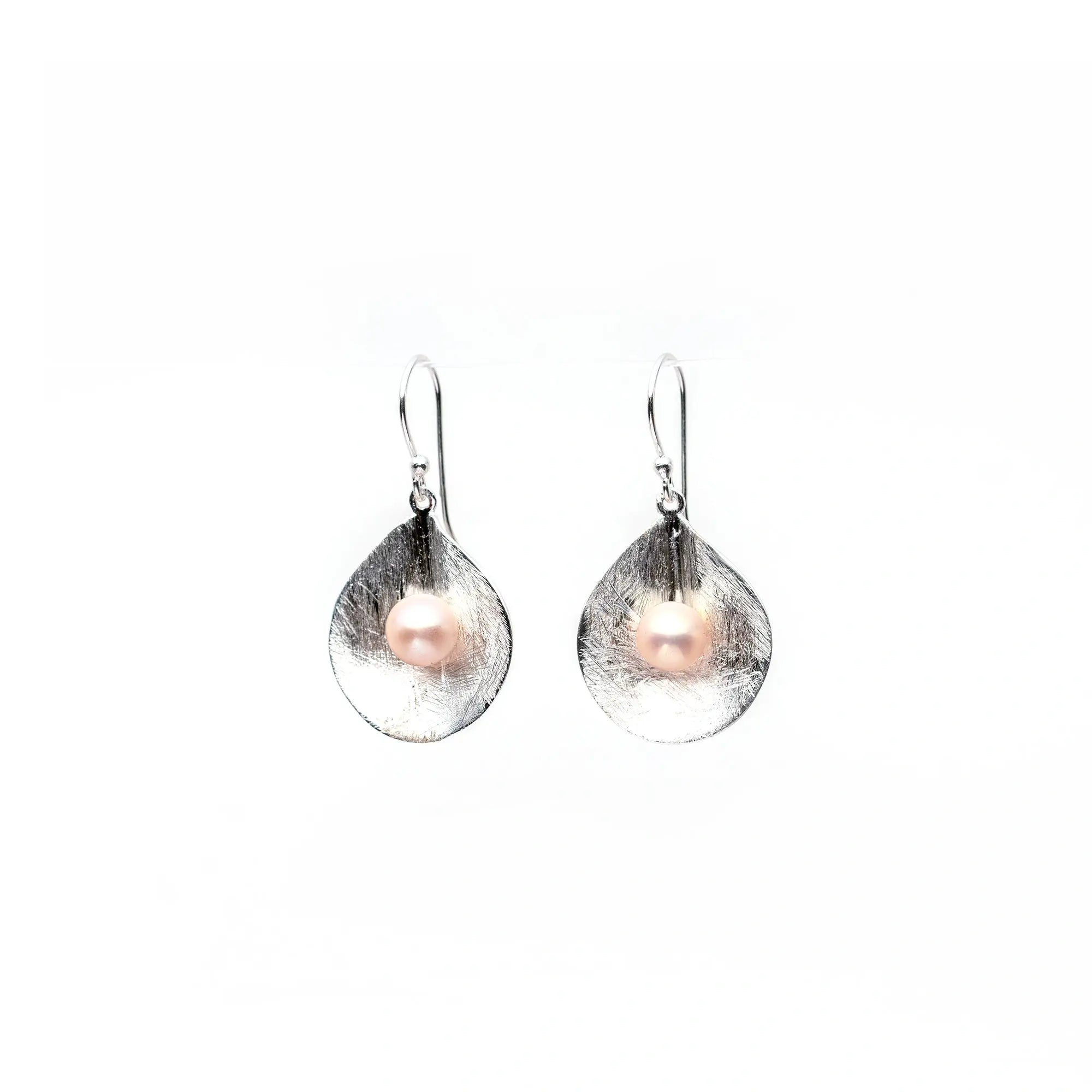Hanging Pearl Drop Earring | Pearl