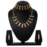 Freshwater Pearl Necklace, Choker and Earring Set