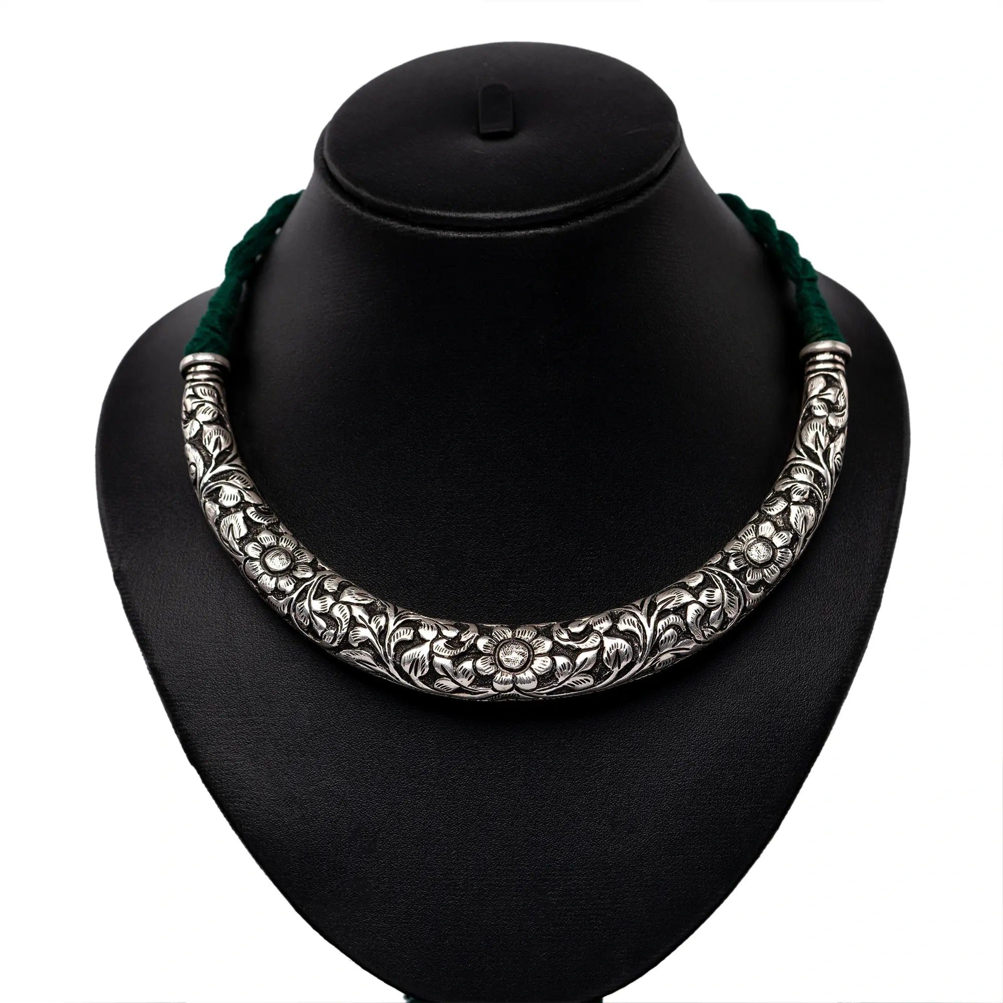 Hand-carved Hasali Necklace