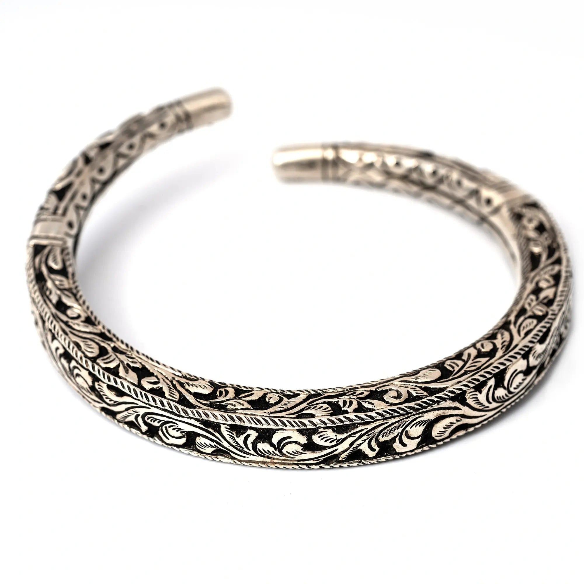 Handcrafted Chitrai Antique Kada